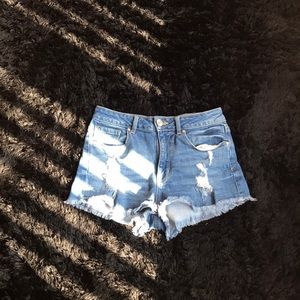 High waisted jeans shorts